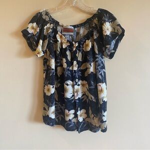 Urban Renewal Size S/M Remade Unique Blue Smocked Short Sleeve Floral Blouse